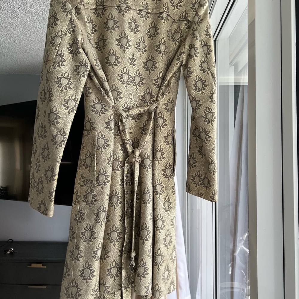 Hugo Boss long coat in size 10
